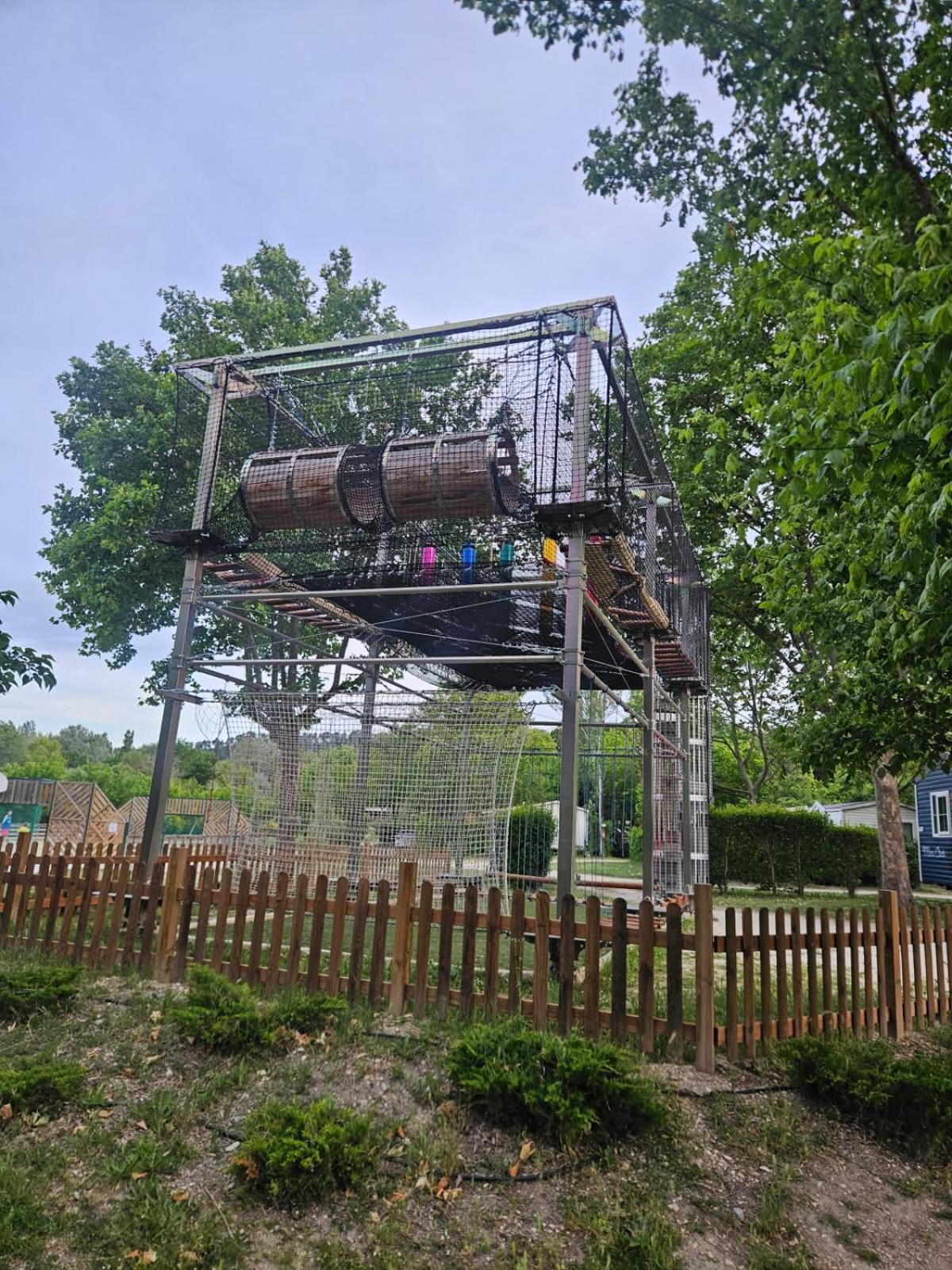 Mobil-Home 6 Personnes Chez Maylia Cadenet Zewnętrze zdjęcie