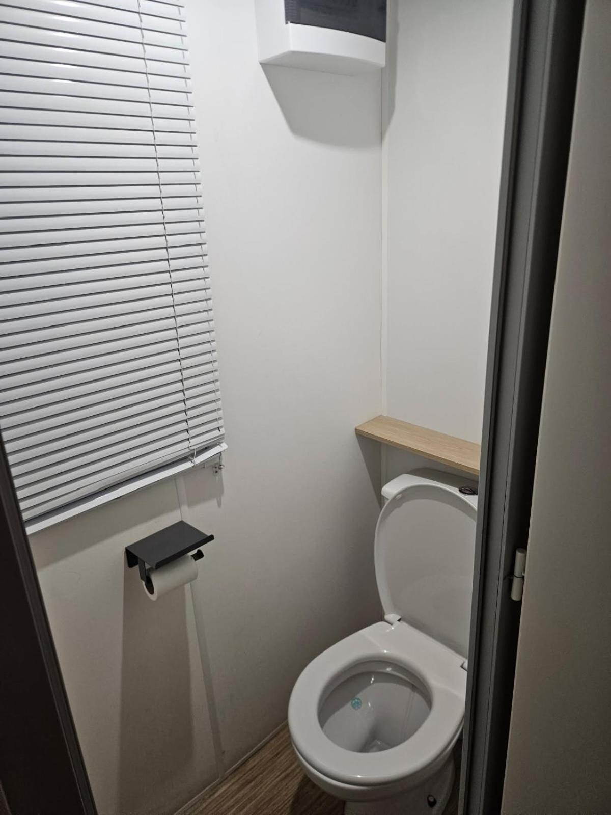 Mobil-Home 6 Personnes Chez Maylia Cadenet Zewnętrze zdjęcie