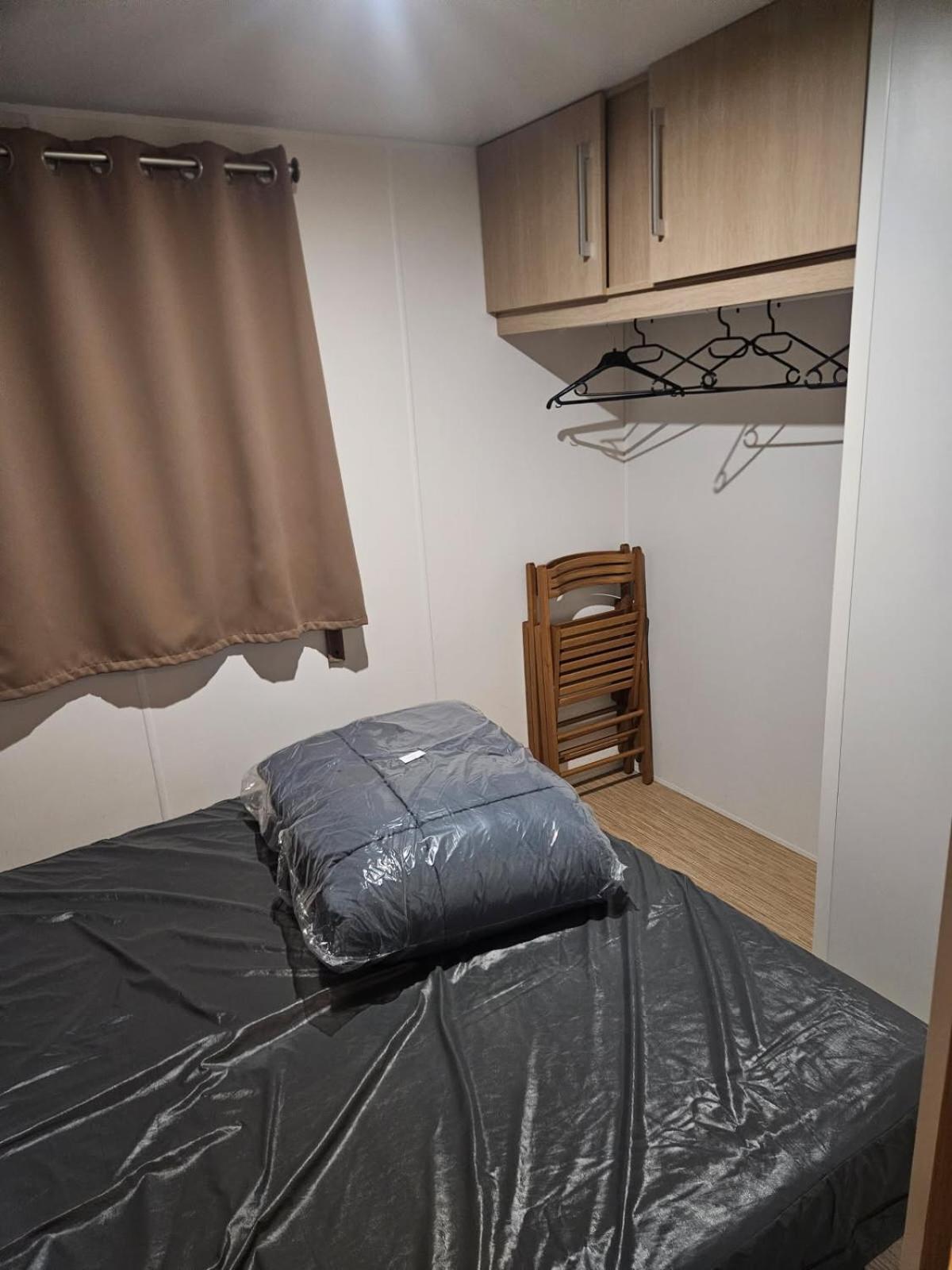 Mobil-Home 6 Personnes Chez Maylia Cadenet Zewnętrze zdjęcie