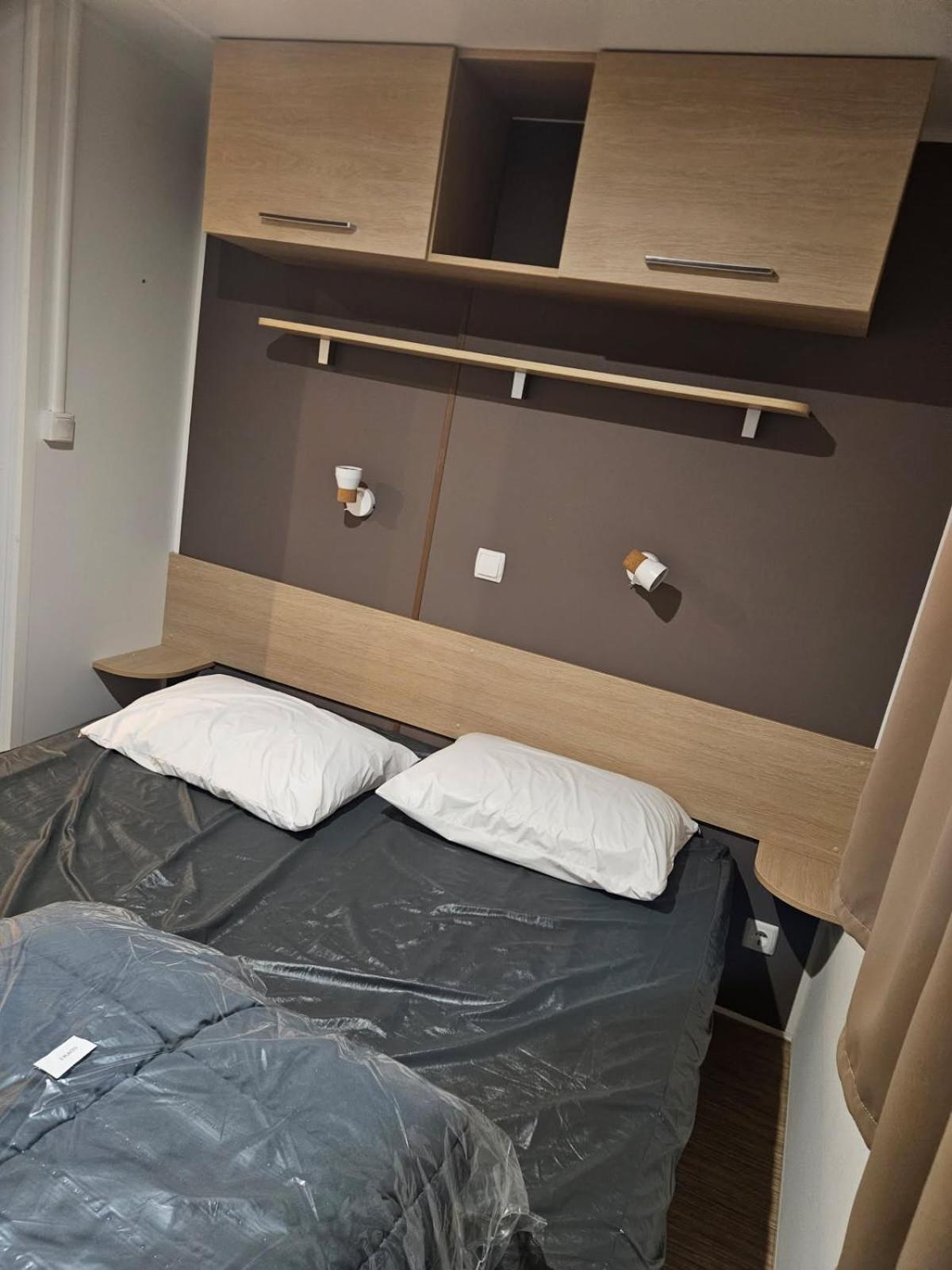 Mobil-Home 6 Personnes Chez Maylia Cadenet Zewnętrze zdjęcie